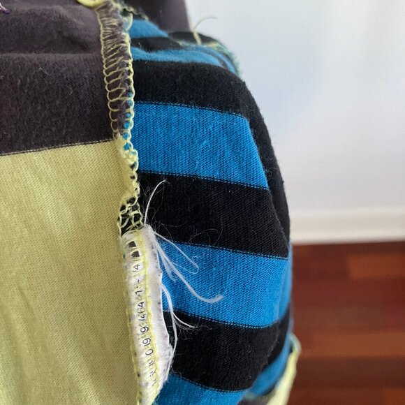 Striped Nike tank - Picture 6 of 6